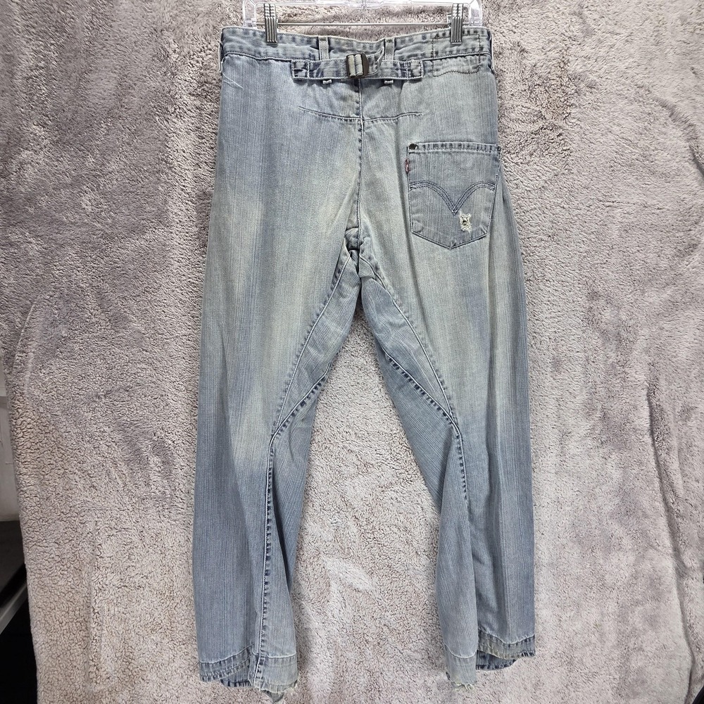 VTG Levis Engineered Jeans Mens Blue Twisted Buckle Back One Pocket Fits 30x30